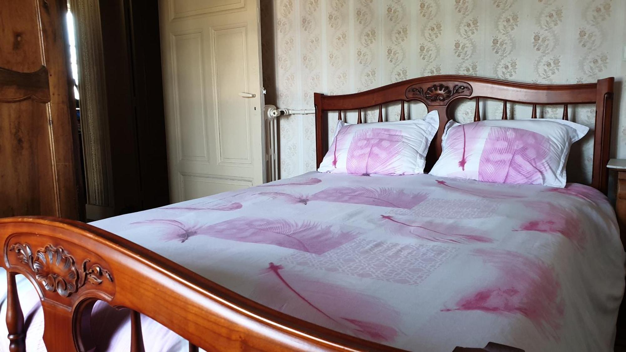 Les Chambres Chez David Riom Bagian luar foto