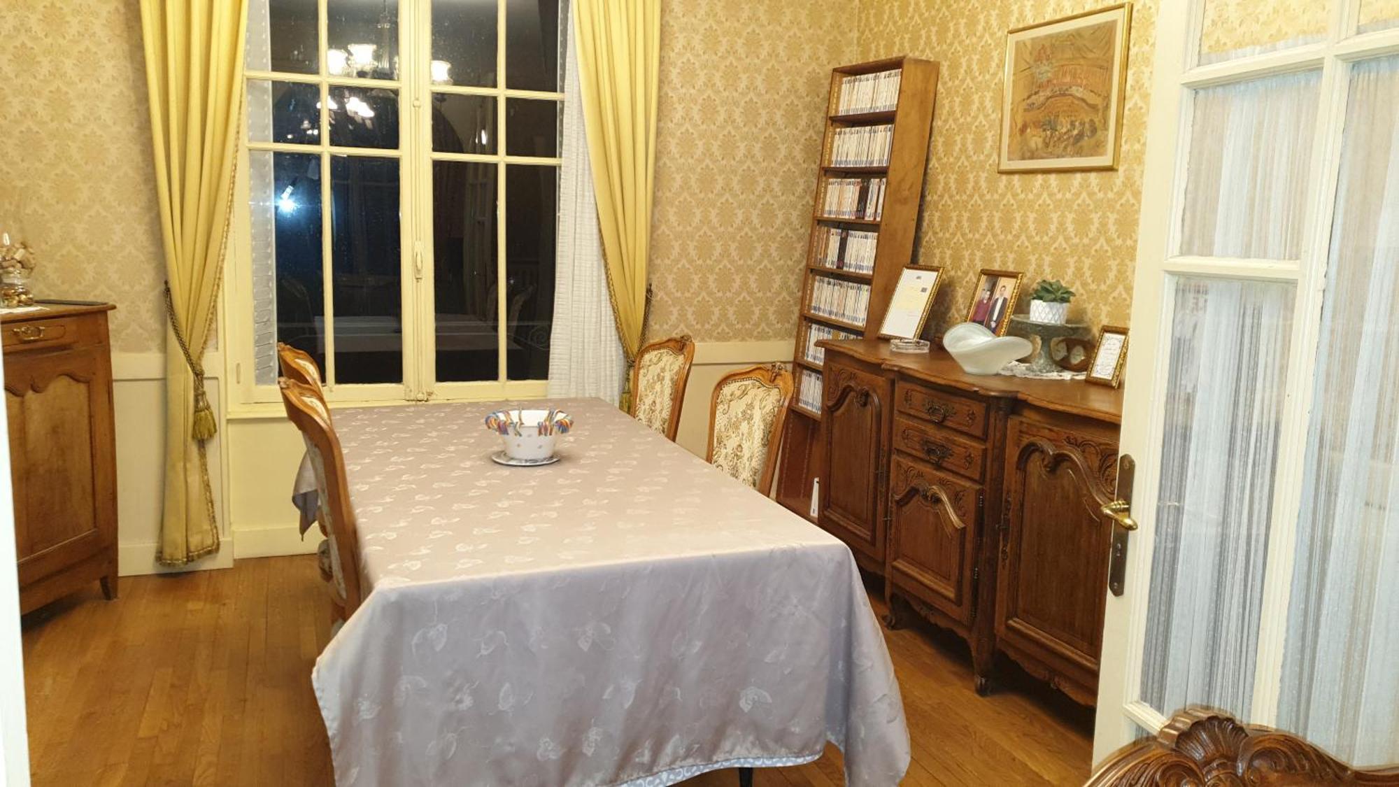 Les Chambres Chez David Riom Bagian luar foto